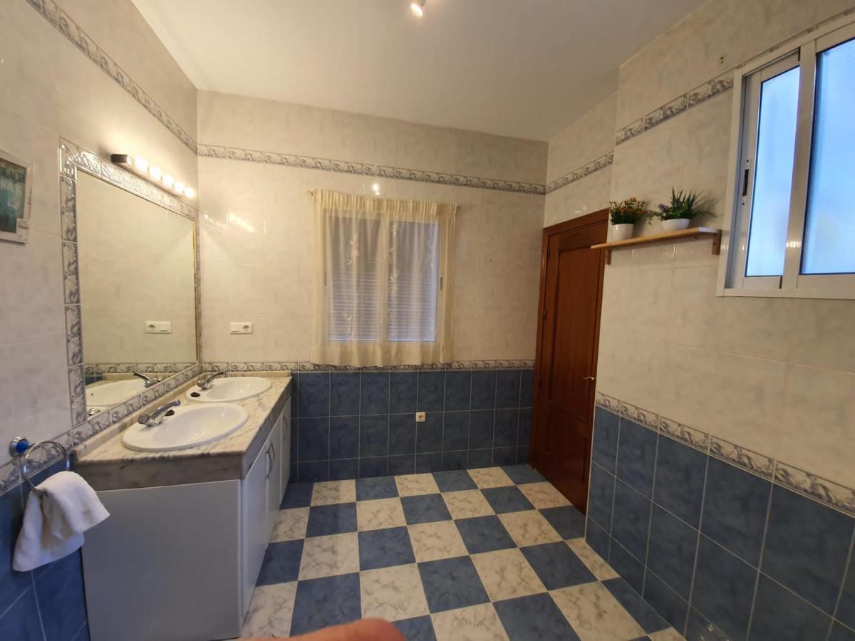 Apartamento Ollerias Malaga Luaran gambar