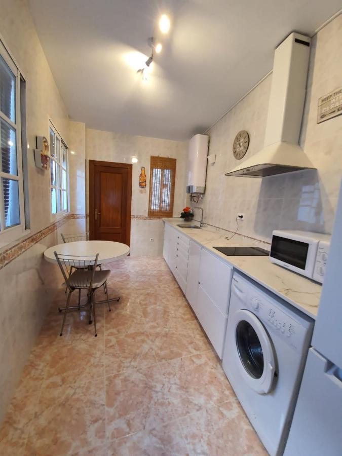 Apartamento Ollerias Malaga Luaran gambar