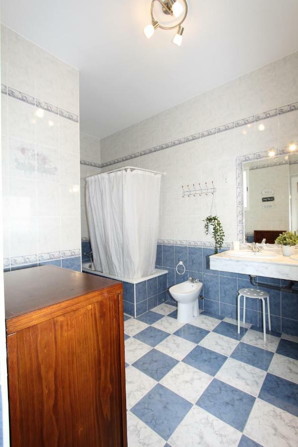 Apartamento Ollerias Malaga Luaran gambar