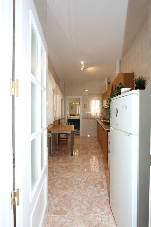 Apartamento Ollerias Malaga Luaran gambar