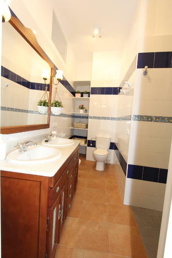 Apartamento Ollerias Malaga Luaran gambar