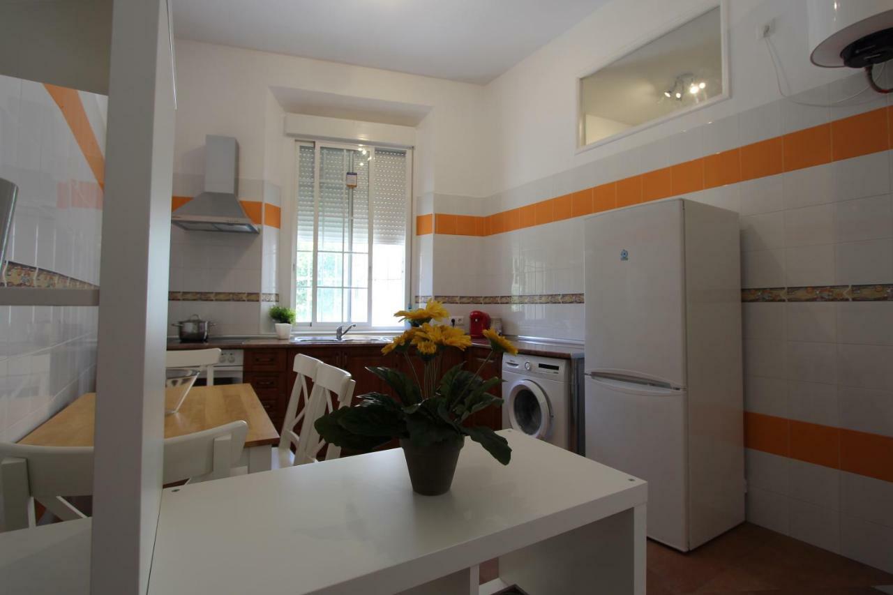 Apartamento Ollerias Malaga Luaran gambar
