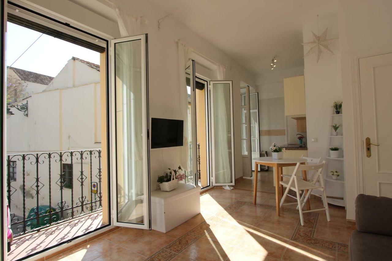 Apartamento Ollerias Malaga Luaran gambar