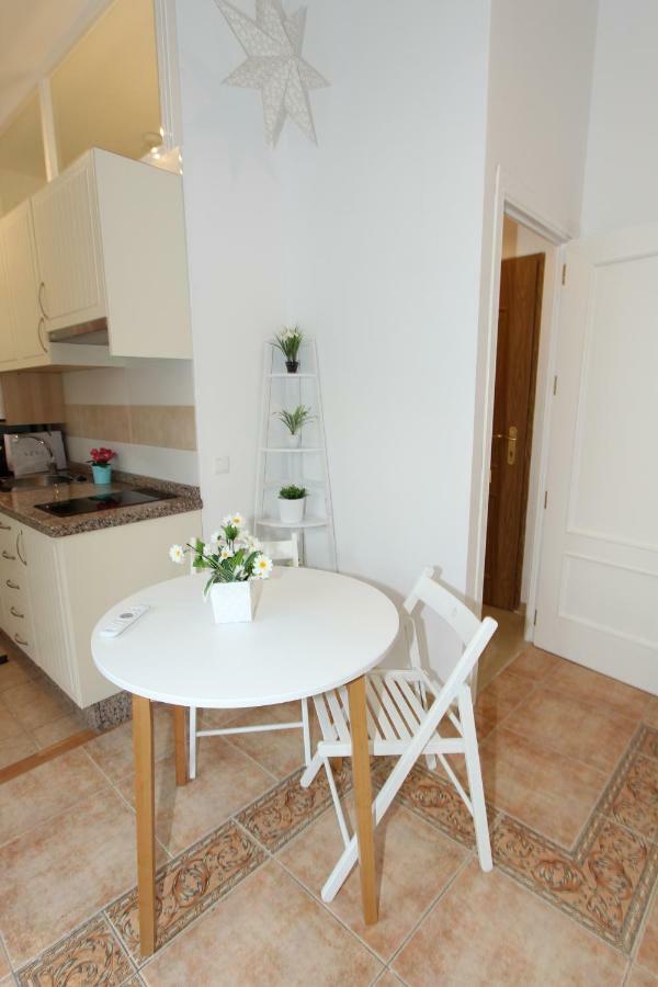 Apartamento Ollerias Malaga Luaran gambar